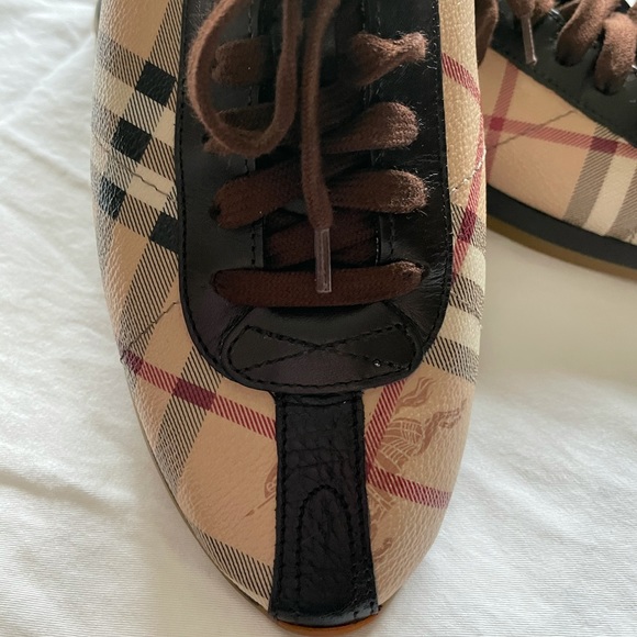 Burberry London Women’s Sneakers - Picture 12 of 12